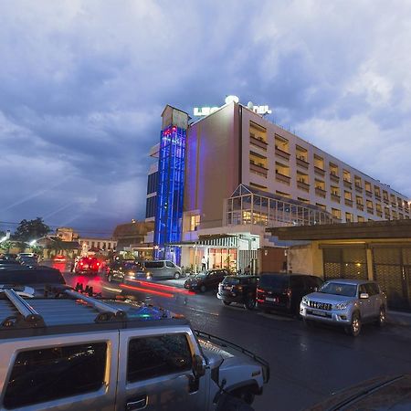 Leon Hotel キンシャサ エクステリア 写真